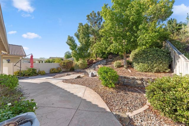 27992 Whisperwood Dr, Menifee, CA 92584