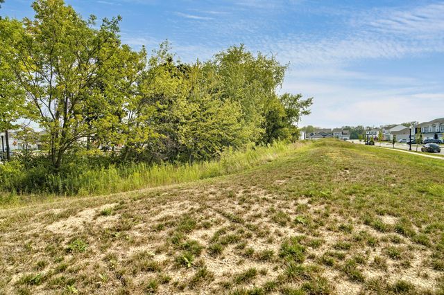 6306 Marinelli Drive N, Columbus, OH 43228