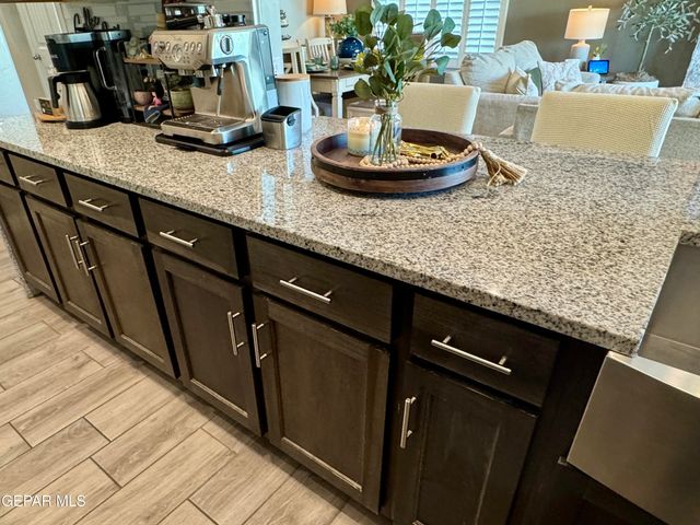 13684 GLEN VISTA Lane, Horizon City, TX 79928
