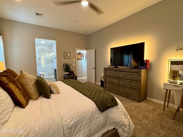 13684 GLEN VISTA Lane, Horizon City, TX 79928