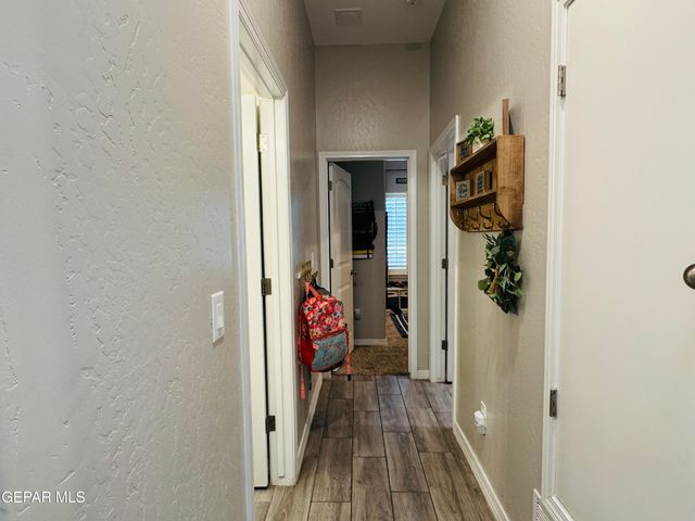 13684 GLEN VISTA Lane, Horizon City, TX 79928
