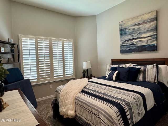13684 GLEN VISTA Lane, Horizon City, TX 79928