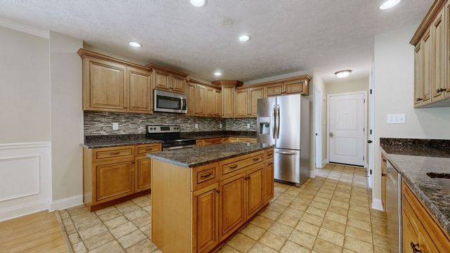2240 Killington Dr, Clarksville, TN 37040