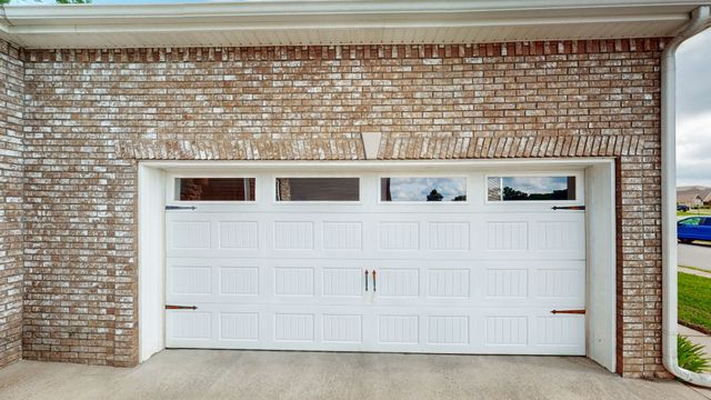 2240 Killington Dr, Clarksville, TN 37040