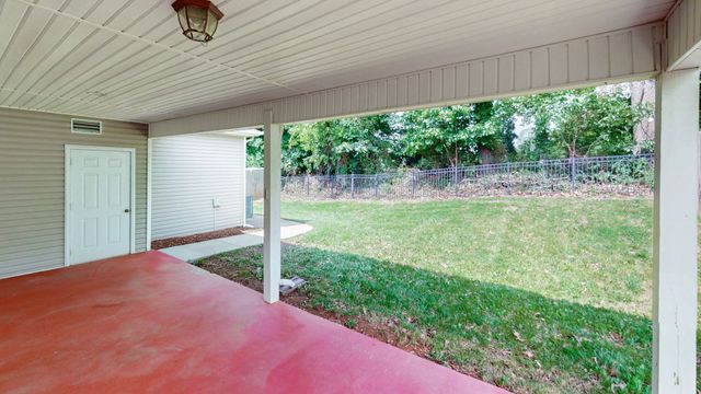 2240 Killington Dr, Clarksville, TN 37040