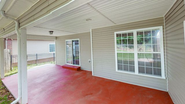 2240 Killington Dr, Clarksville, TN 37040