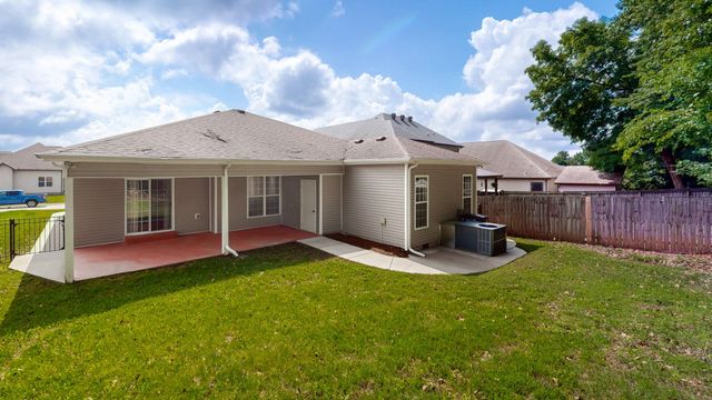 2240 Killington Dr, Clarksville, TN 37040