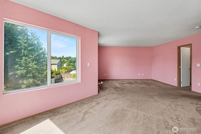 9506 185th Street E, Puyallup, WA 98375