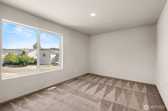 9506 185th Street E, Puyallup, WA 98375