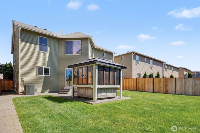 9506 185th Street E, Puyallup, WA 98375
