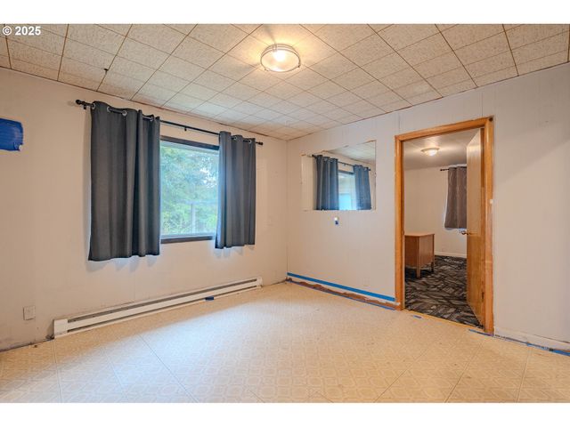 12 SHORT RUN Rd, Carson, WA 98610