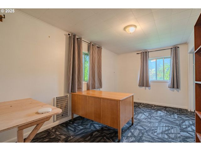 12 SHORT RUN Rd, Carson, WA 98610