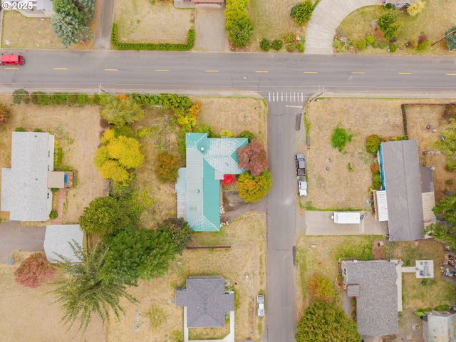 12 SHORT RUN Rd, Carson, WA 98610