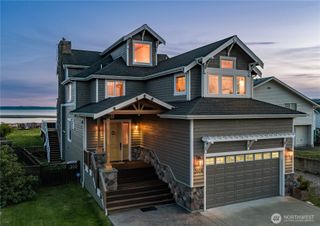 2638 Sunlight Beach Road, Clinton, WA 98236