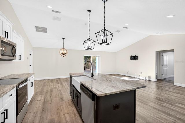 10470 SW 139TH COURT, Dunnellon, FL 34432