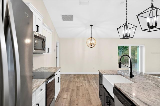 10470 SW 139TH COURT, Dunnellon, FL 34432