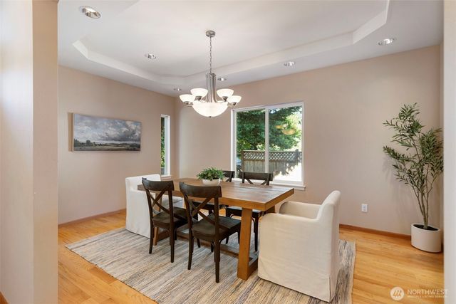 2007 NE Dingley Road, Bainbridge Island, WA 98110