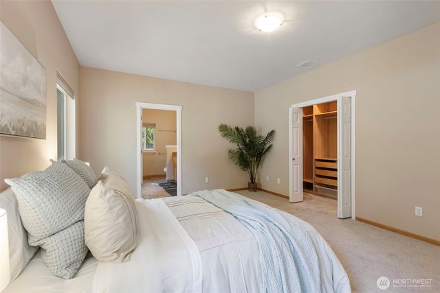 2007 NE Dingley Road, Bainbridge Island, WA 98110