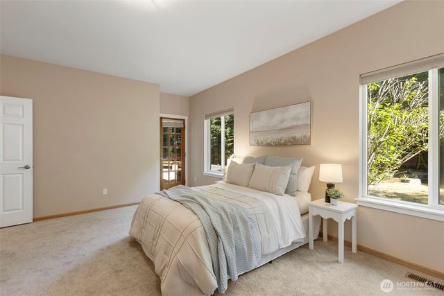 2007 NE Dingley Road, Bainbridge Island, WA 98110