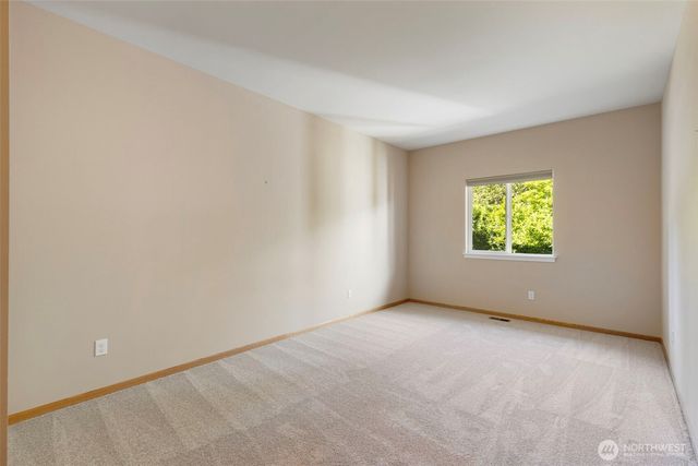 2007 NE Dingley Road, Bainbridge Island, WA 98110