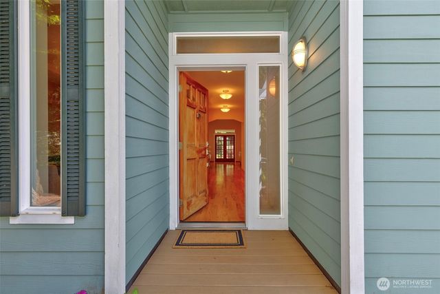 2007 NE Dingley Road, Bainbridge Island, WA 98110