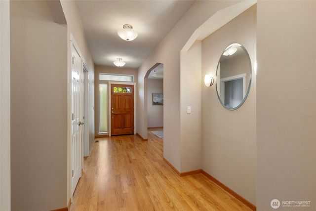 2007 NE Dingley Road, Bainbridge Island, WA 98110