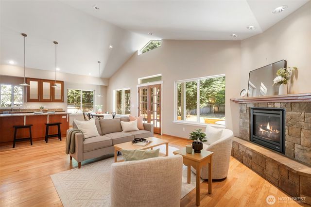 2007 NE Dingley Road, Bainbridge Island, WA 98110
