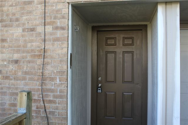 2403 Bosque Drive B, College Station, TX 77845