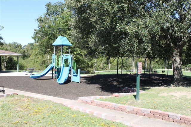 2403 Bosque Drive B, College Station, TX 77845