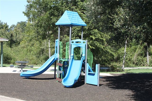 2403 Bosque Drive B, College Station, TX 77845