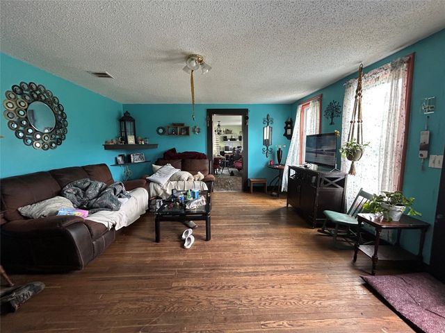 438 CIRCUIT Street, Waterford, PA 16441