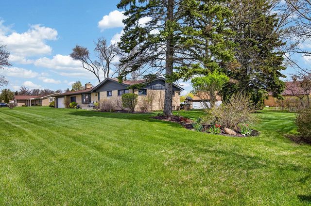 6625 61st AVENUE, Kenosha, WI 53142