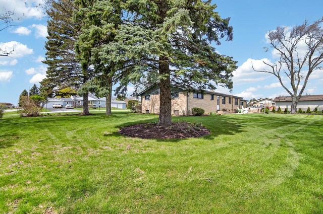 6625 61st AVENUE, Kenosha, WI 53142