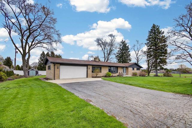 6625 61st AVENUE, Kenosha, WI 53142