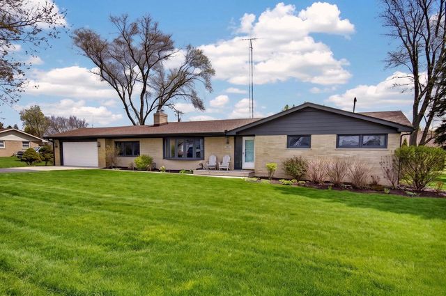 6625 61st AVENUE, Kenosha, WI 53142
