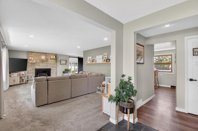 6625 61st AVENUE, Kenosha, WI 53142