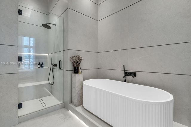 475 Brickell Avenue 2215, Miami, FL 33131