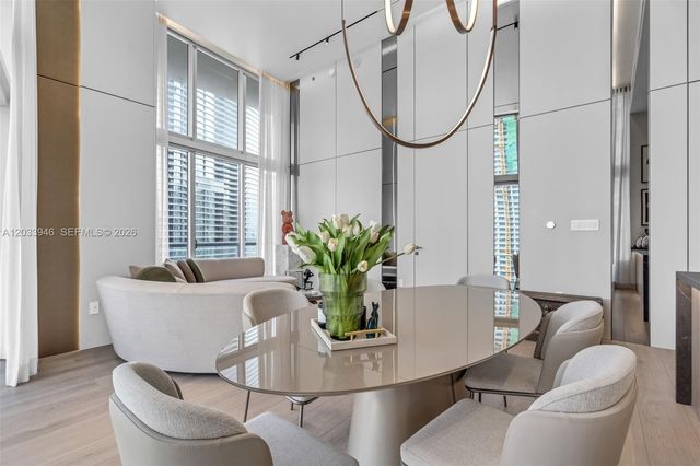 475 Brickell Avenue 2215, Miami, FL 33131