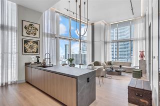 475 Brickell Avenue 2215, Miami, FL 33131