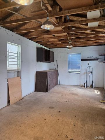 1301 N Carleton Street, Farmington, MO 63640