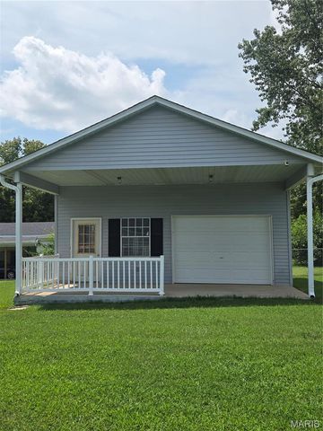 1301 N Carleton Street, Farmington, MO 63640
