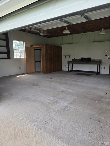 1301 N Carleton Street, Farmington, MO 63640