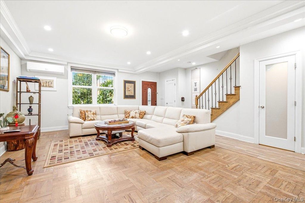 67-30 Harrow Street, Forest Hills, NY 11375 — photo 5
