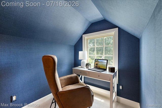 620 Lakeside Drive, Birmingham, MI 48009