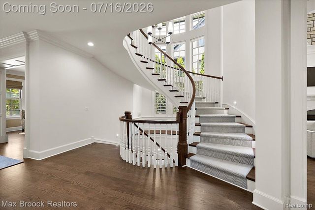 620 Lakeside Drive, Birmingham, MI 48009