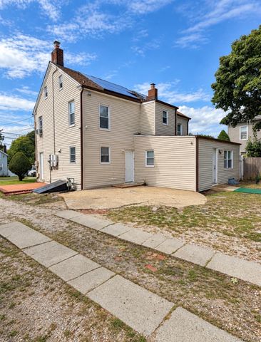 2521 Grand Avenue, Baldwin, NY 11510