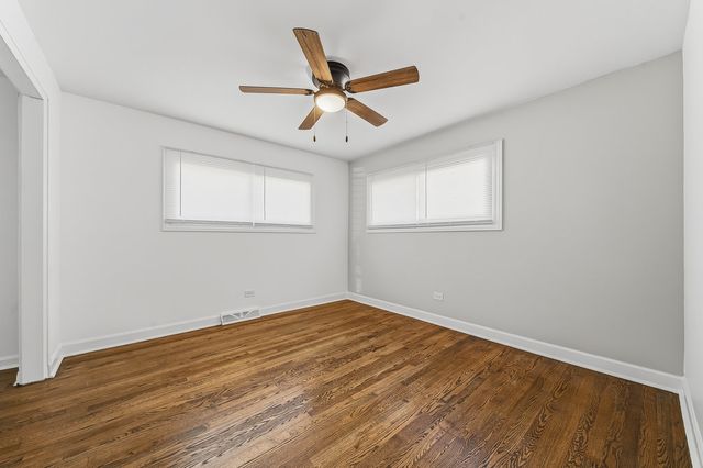 4024 W 106th Street, Oak Lawn, IL 60453