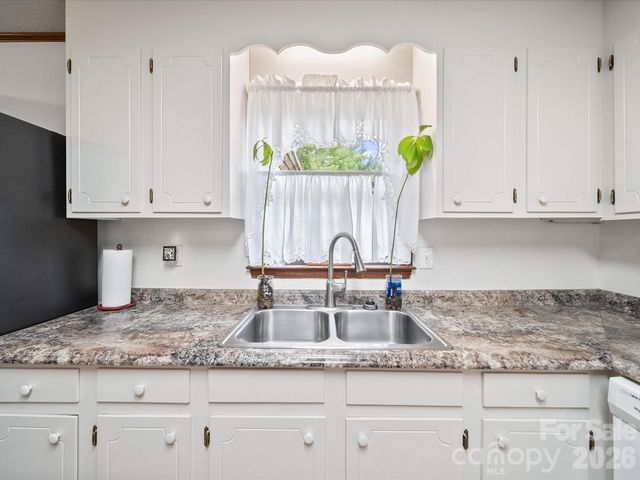3510 Flint Drive, Statesville, NC 28677