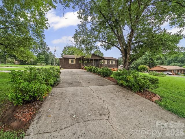 3510 Flint Drive, Statesville, NC 28677
