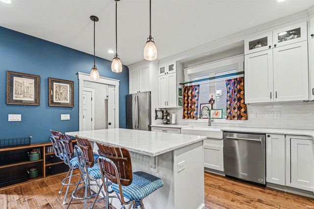 1019 N Lawrence Street, South Bend, IN 46617
